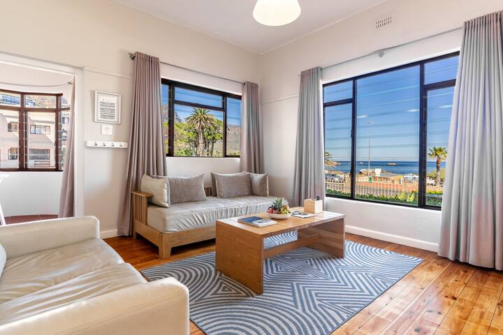 Mountain and Tidal pool Apartment gallery image 5