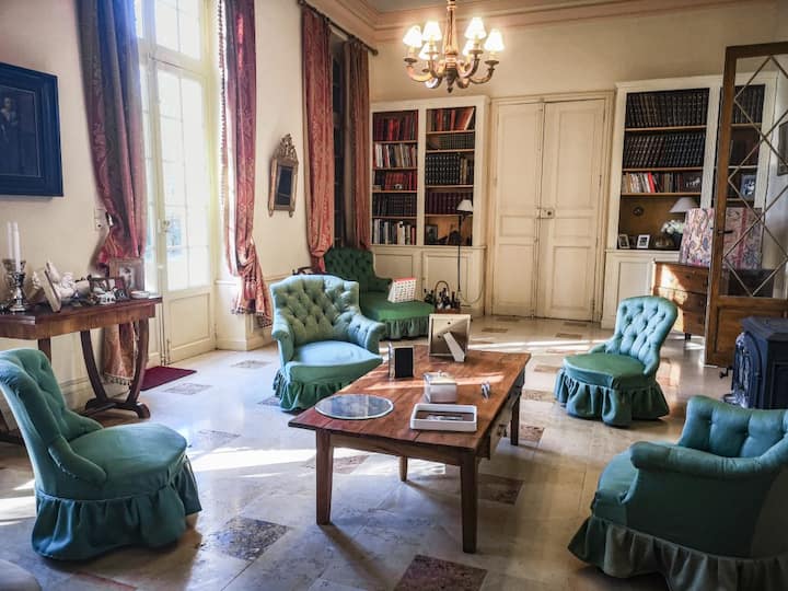 Gîte Dans Le Château De Rouvignac - Béziers