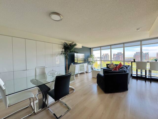 LakeView 2Bdrms/2Baths w/3 real beds&parking gallery image 5