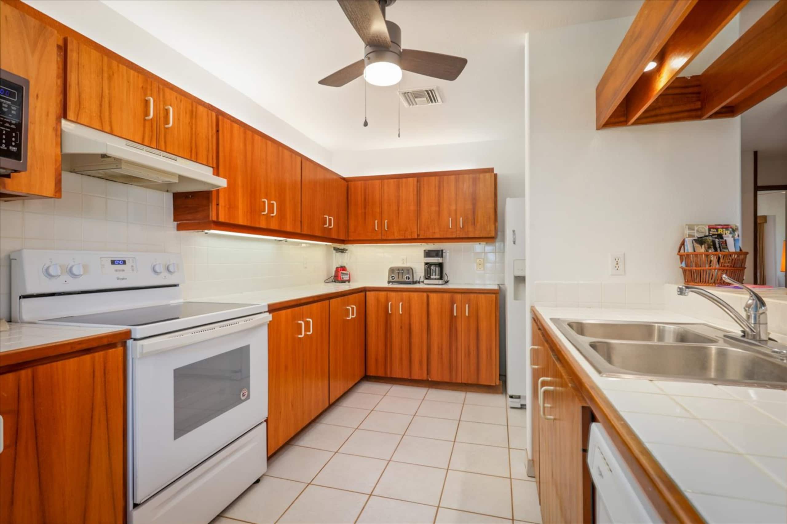 Kanaloa at Kona Unit # 1403 Partial Ocean 2BD/2BA - Photo 11