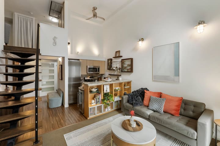 The Seafarer: A Curated Seattle Experience