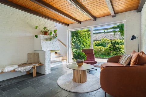 Large family-friendly house right by the forest