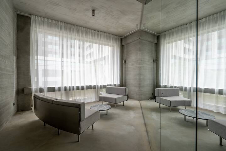 Modern Minimalist German Design/5 Minutes to Ximen gallery image 4