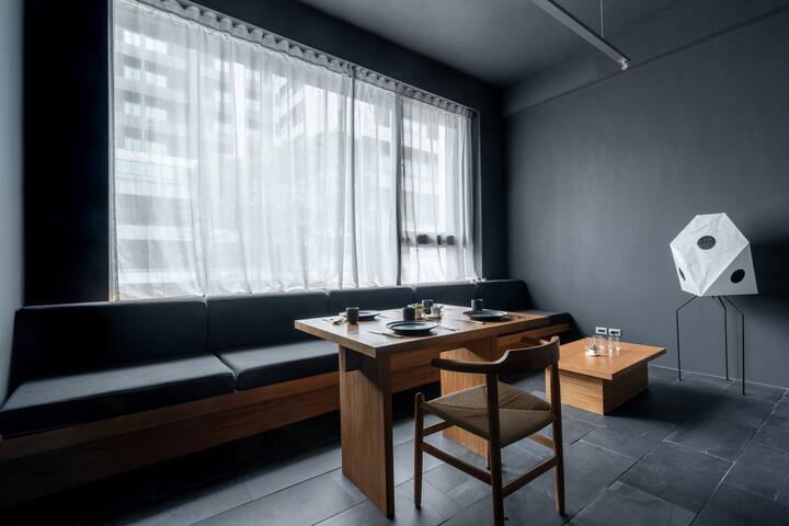 Modern Minimalist German Design/5 Minutes to Ximen gallery image 5