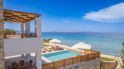 MariDion Beach Family House