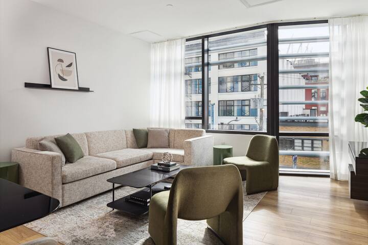 Smithe House -Two-Bedroom, Two-Bath Apartment gallery image 3