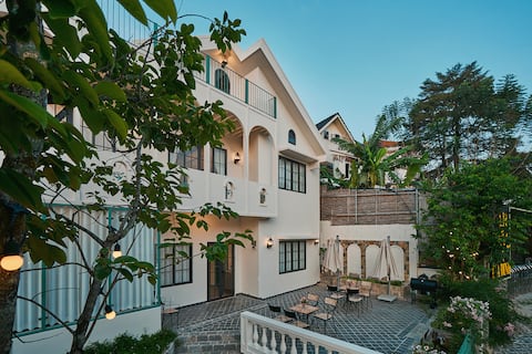 Casa Villa - charming symphony in Dalat center