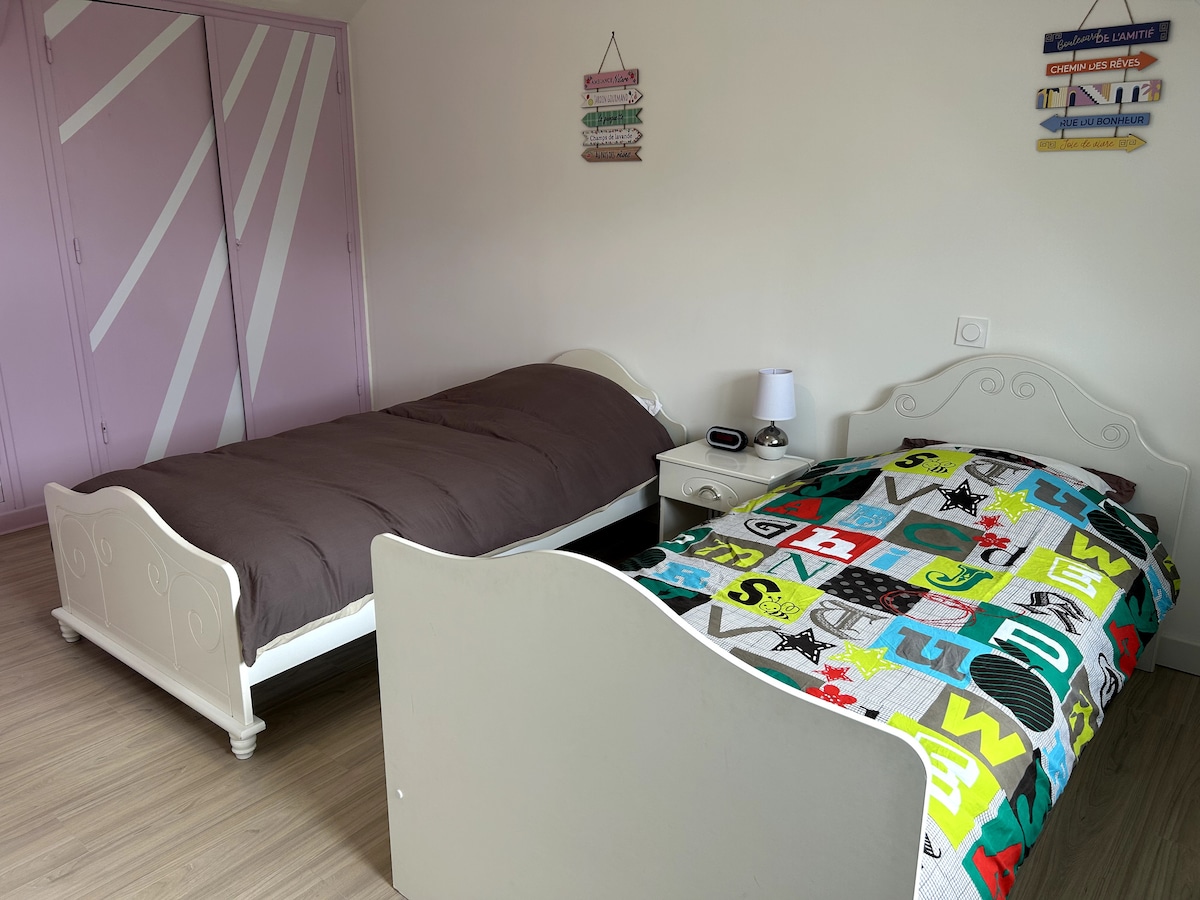 საძინებელი 4