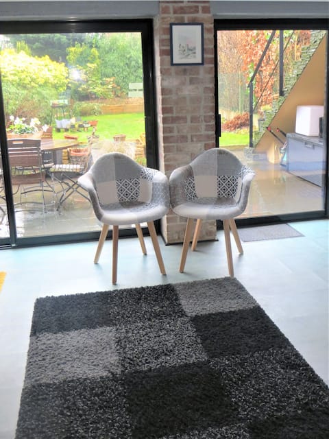 Popular Airbnb listing: Quiet and cozy studio near Haute-Borne/Universities in Villeneuve D'ascq