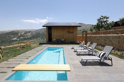 Mint Ehden Getaway