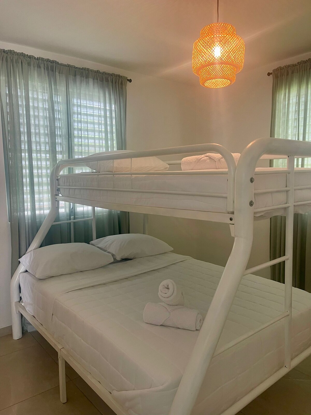 غرفة النوم 2