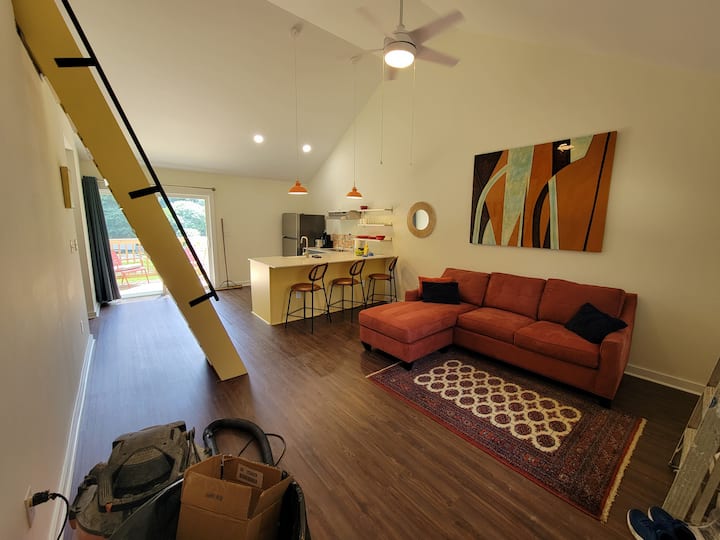 South Raleigh Duplex Loft & 1.5 Baths - Left! - Raleigh