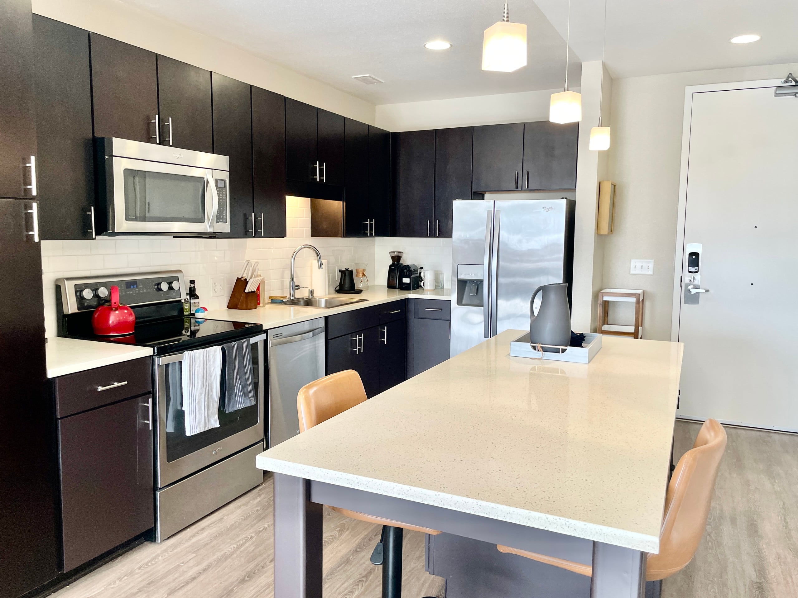 Lux Apartment-Pool/Parking/Spa - Image 17