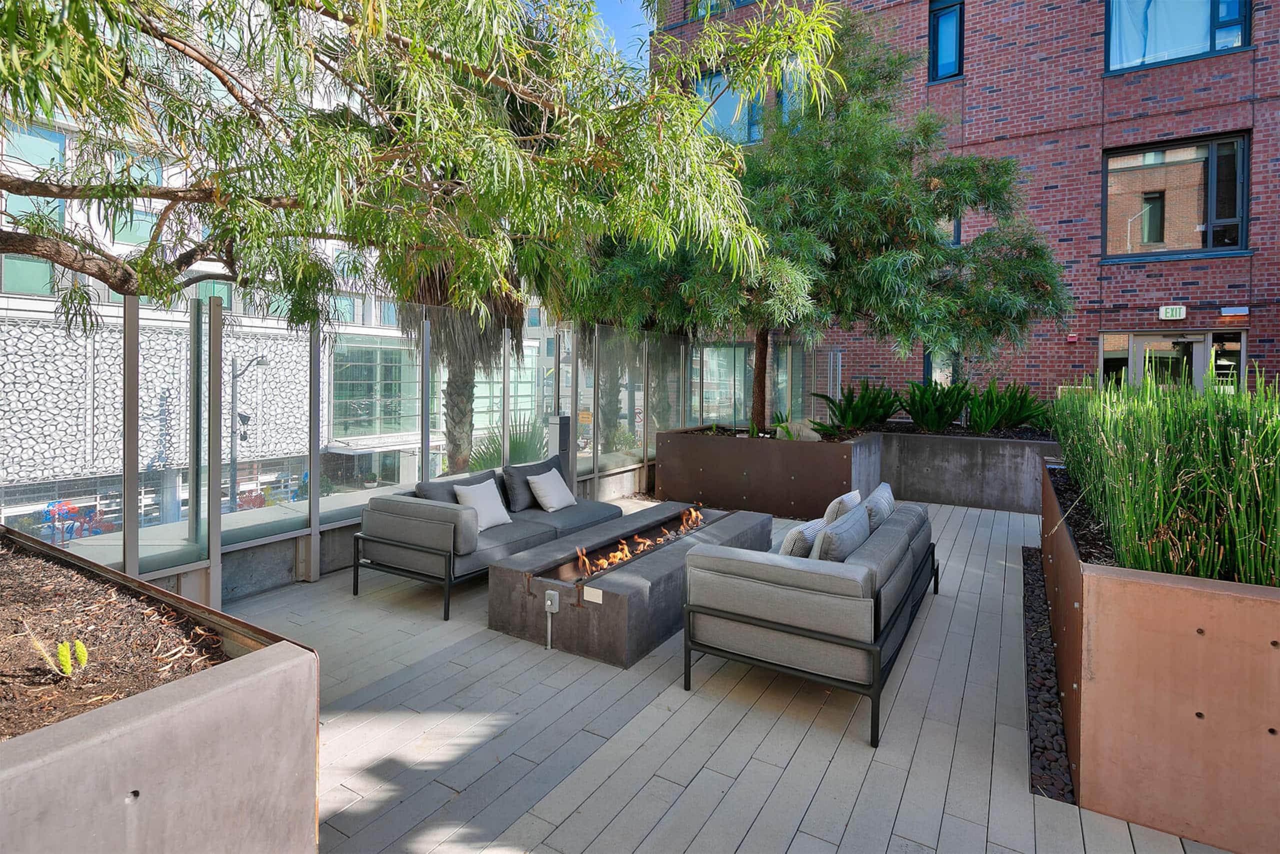 Lux Apartment-Pool/Parking/Spa - Image 50