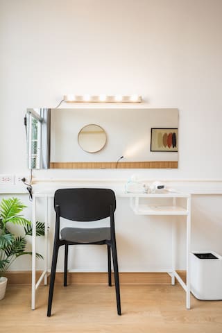 3BR Home 10mins SiamSquare /Sathorn BTS 450m gallery image 2