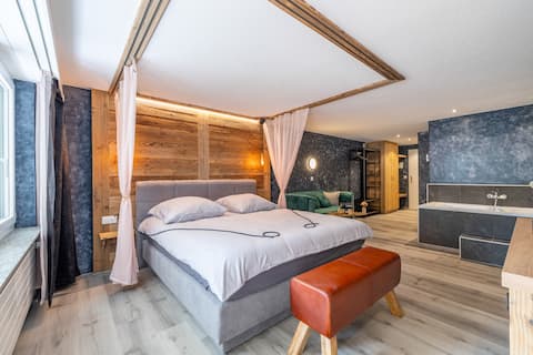 Studio for 2, with sauna and jacuzzi