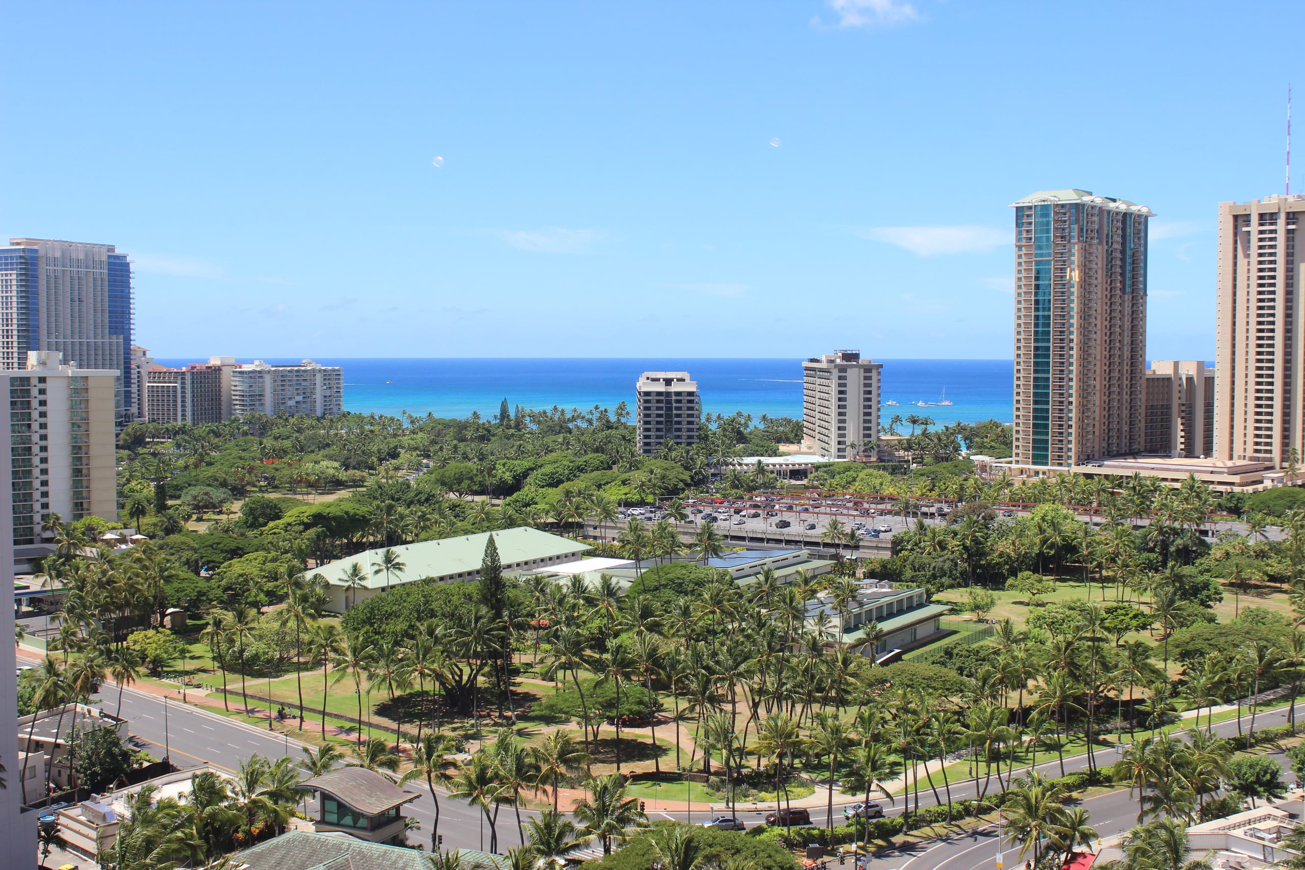 Condo in Honolulu · ★4.92 · 1 bedroom · 1 bed · 1 bath - Image 15