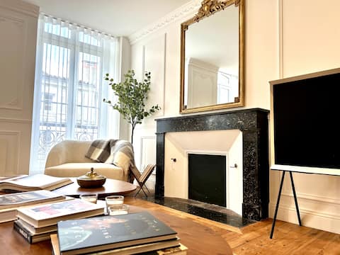 Top performing Airbnb: La Maison Béraud - Historic Center - La Rochelle in La Rochelle