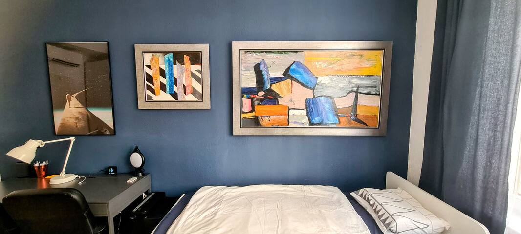 ArtApartment near Stephansplatz Stylish 2 BR AC gallery image 3