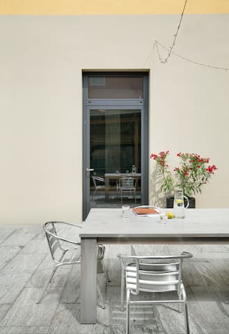 170m² Exclusive Loft with Terrace – central