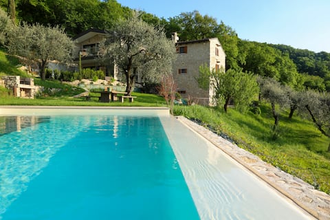 Podere Sabaina – Peace & Views, Heated Pool