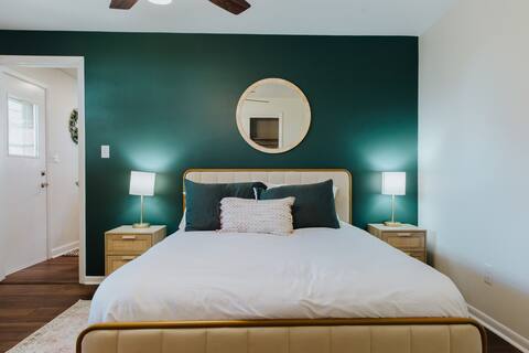 Family Favorite, game room, great location