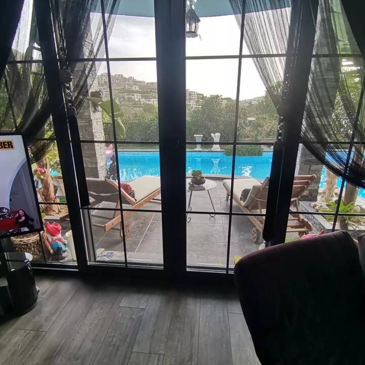 Bodrumda Havuzlu, Bahçeli Villa - Turgutreis