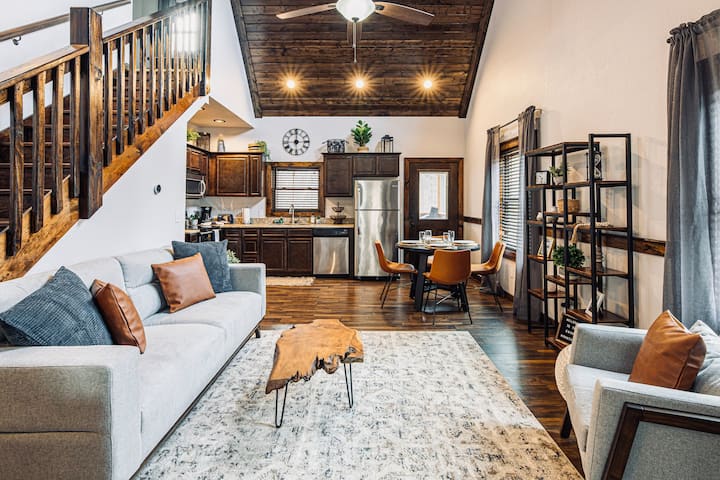$0 Cleaning+2br+2ba+hottub+pets+outdoor Swingbed - Sevierville, TN