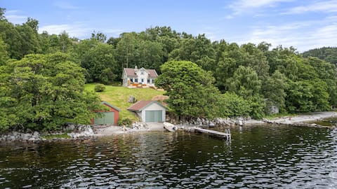 New! Cabin w/shoreline 18min from Preikestolen