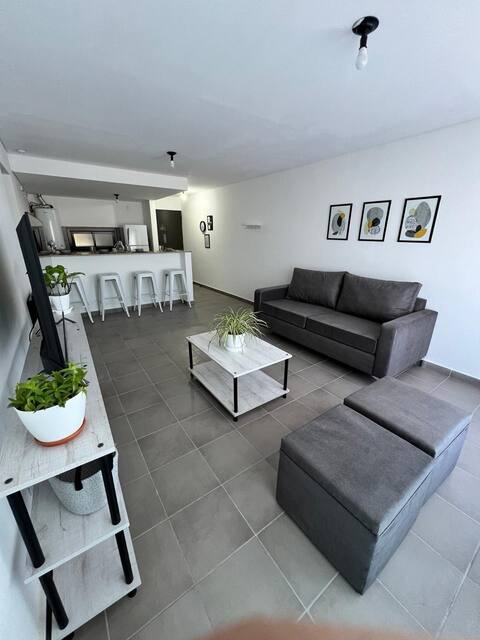 Popular Airbnb listing: The abode in Departamento Godoy Cruz