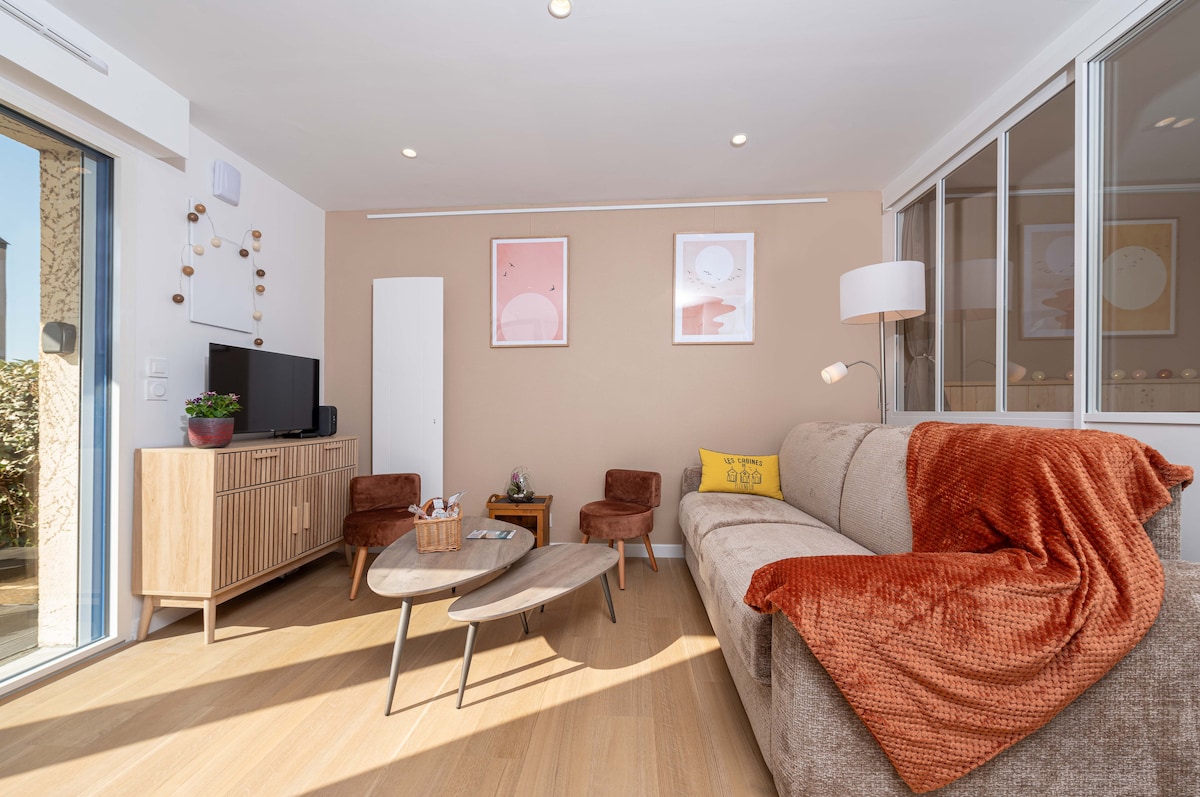 Top Airbnb: Le Nid Bleu - The ocean 150 meters away in Ploemeur