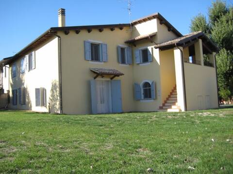 Ciliegio Apartment