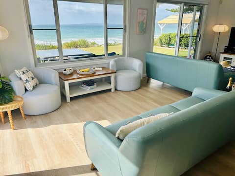 Top Airbnb: Matilda's Beachfront *winter 3pm checkout* in Callala Beach