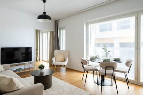Popular Airbnb listing: Modern apt. | Railway station | Mall Of Tripla in Pasila