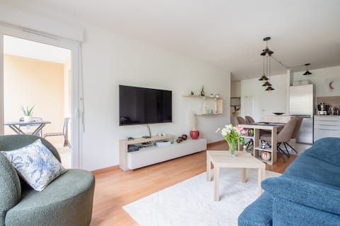 Modern apartment/ Near CDG Paris / Disney