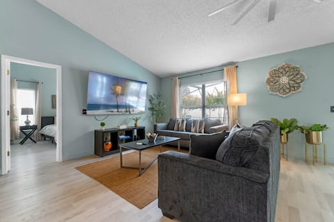 Top performing Airbnb: Amazing, Large, Clean, & Private Pool near Disney! in Campbell