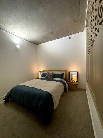 Entire Industrial City Apartment gallery image 4