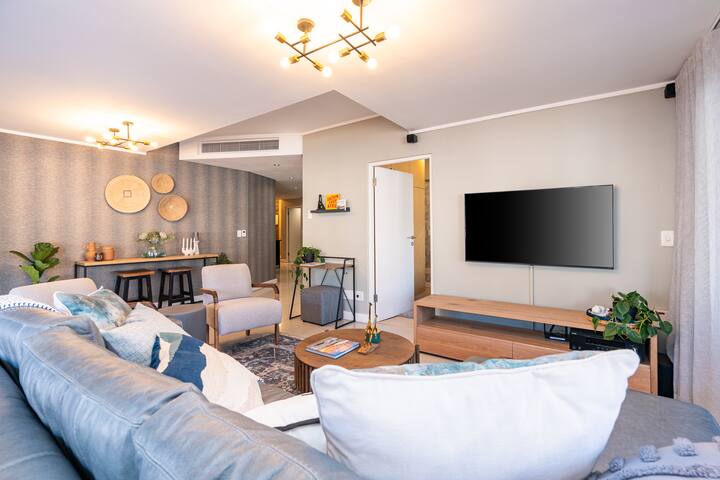 Modern Oasis in Cape Town gallery image 2