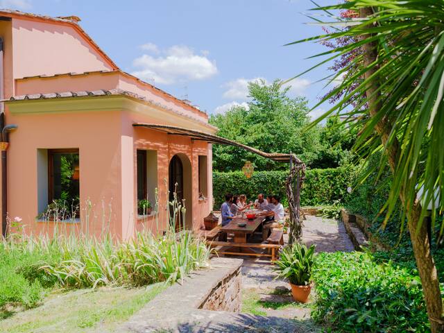 Stalla – Villa with garden in the historic center gallery image 5