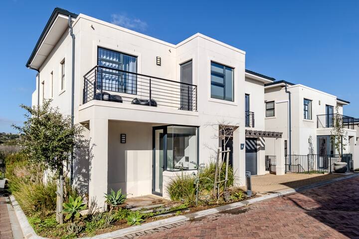 Songbird D’Aria gallery image 3