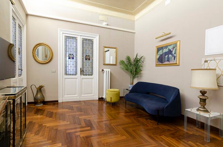Elegant Family Apartment near Vatican gallery image 4