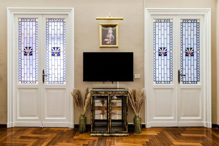 Elegant Family Apartment near Vatican gallery image 5