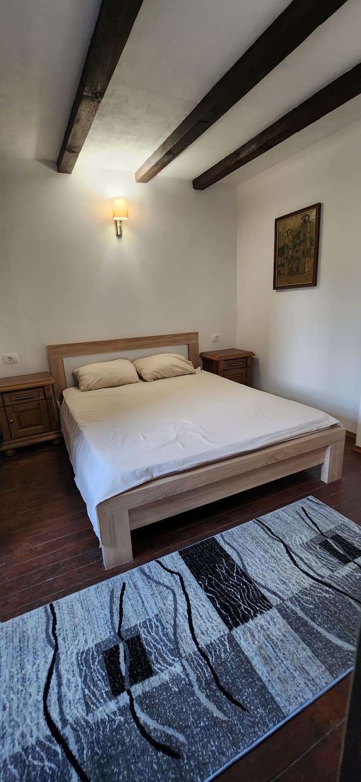 Dhomë gjumi 1