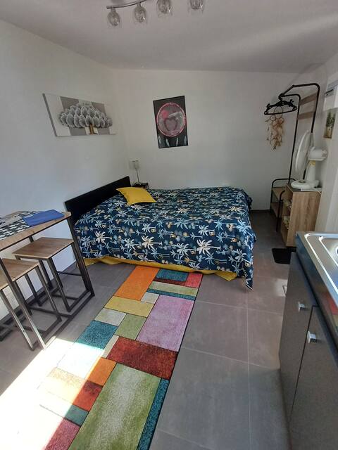 Top Airbnb: Bedroom, independent, close to the sea. in Saint Brevin Les Pins