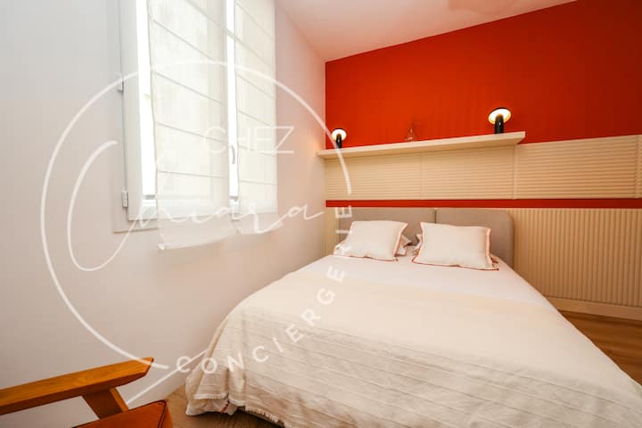 Drugi je krevet udoban dvostruki krevet dimenzija 140 x 190 cm.