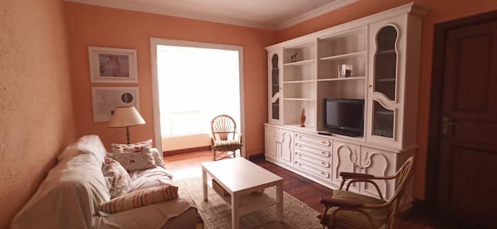 Apartamento Junto A La Playa, Barrio Los Marineros - Castro Urdiales