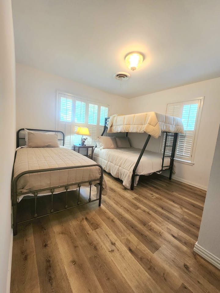 საძინებელი 2