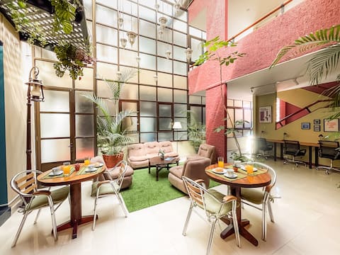 Spacious and Centrally located apartment