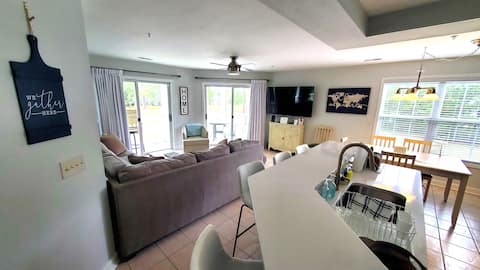 Top Airbnb: Brunswick Plantation, Tranquil View, Near Beaches in Carolina Shores