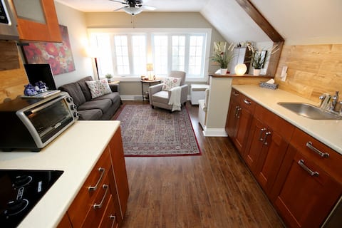 Successful Airbnb property: Rideau River Oasis in Rideau Jock